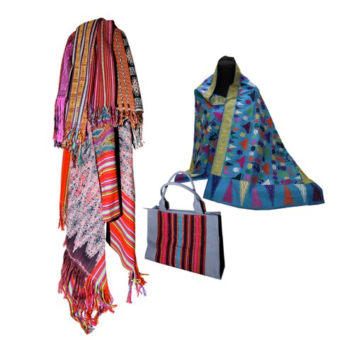 Ethnic bags, canvas, weaving. by Lucky Wijayanti